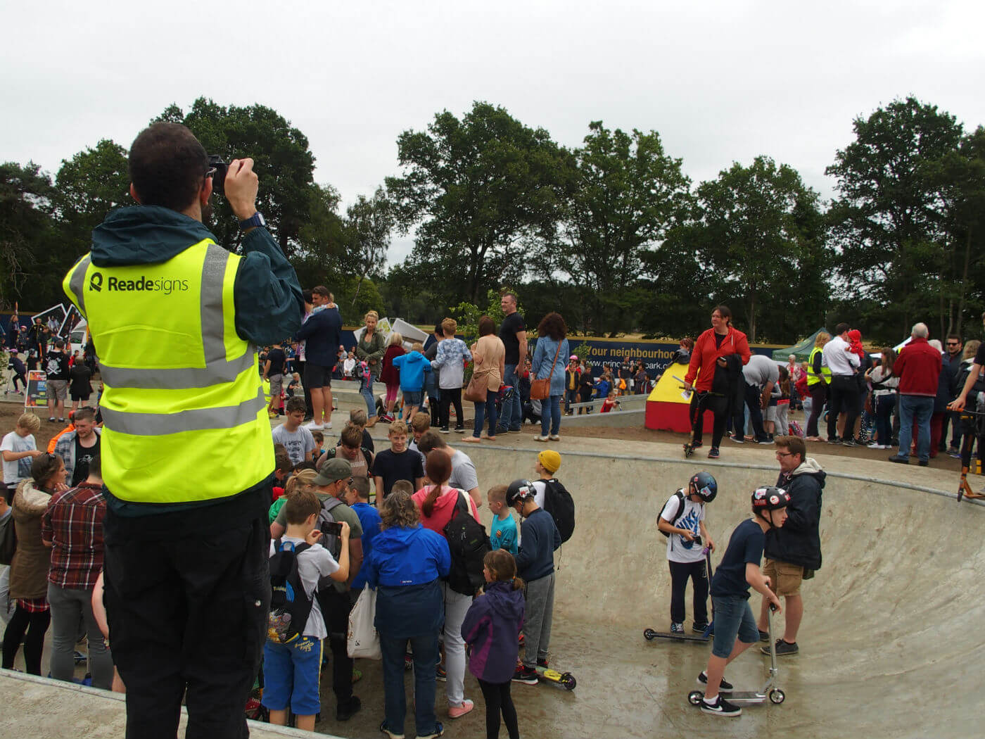 hundreds of locals to the park’s opening ceremony